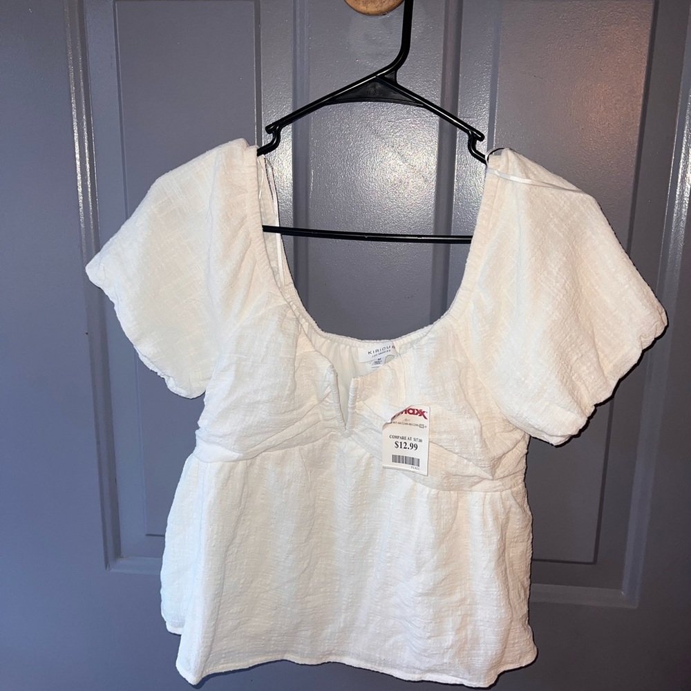 Elegant White Women's Blouse